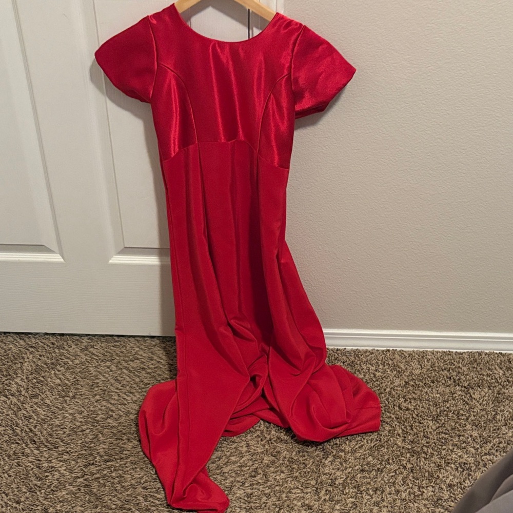 Elegant Red Dress